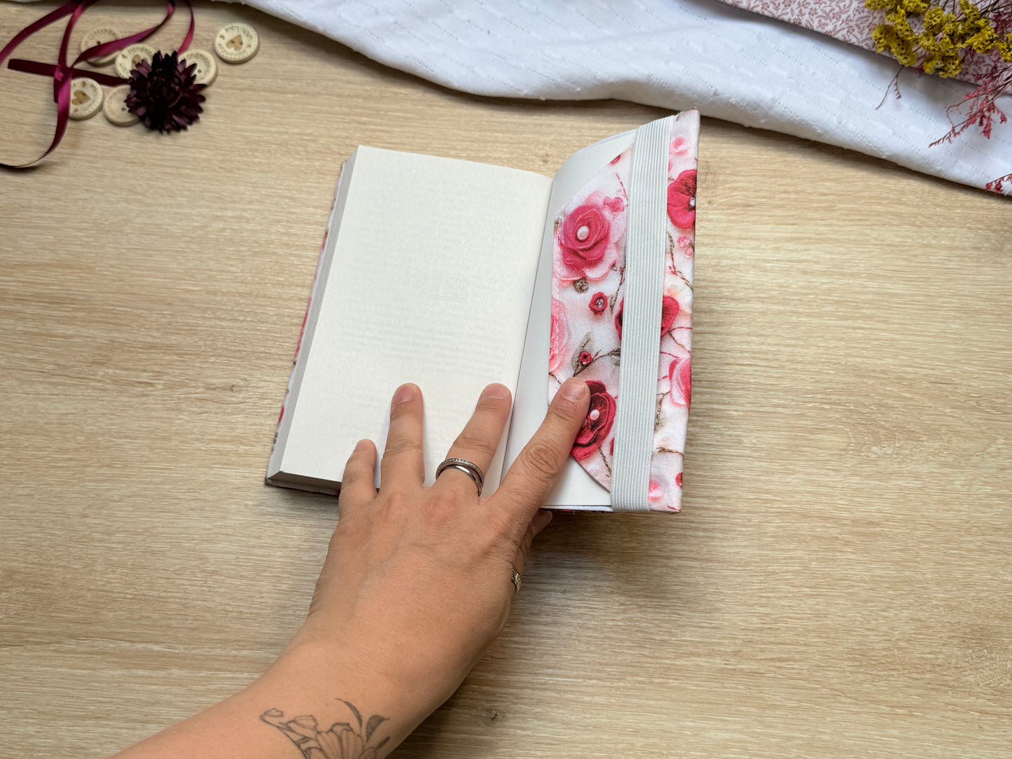 Couvre-livre - Rose du Broderies