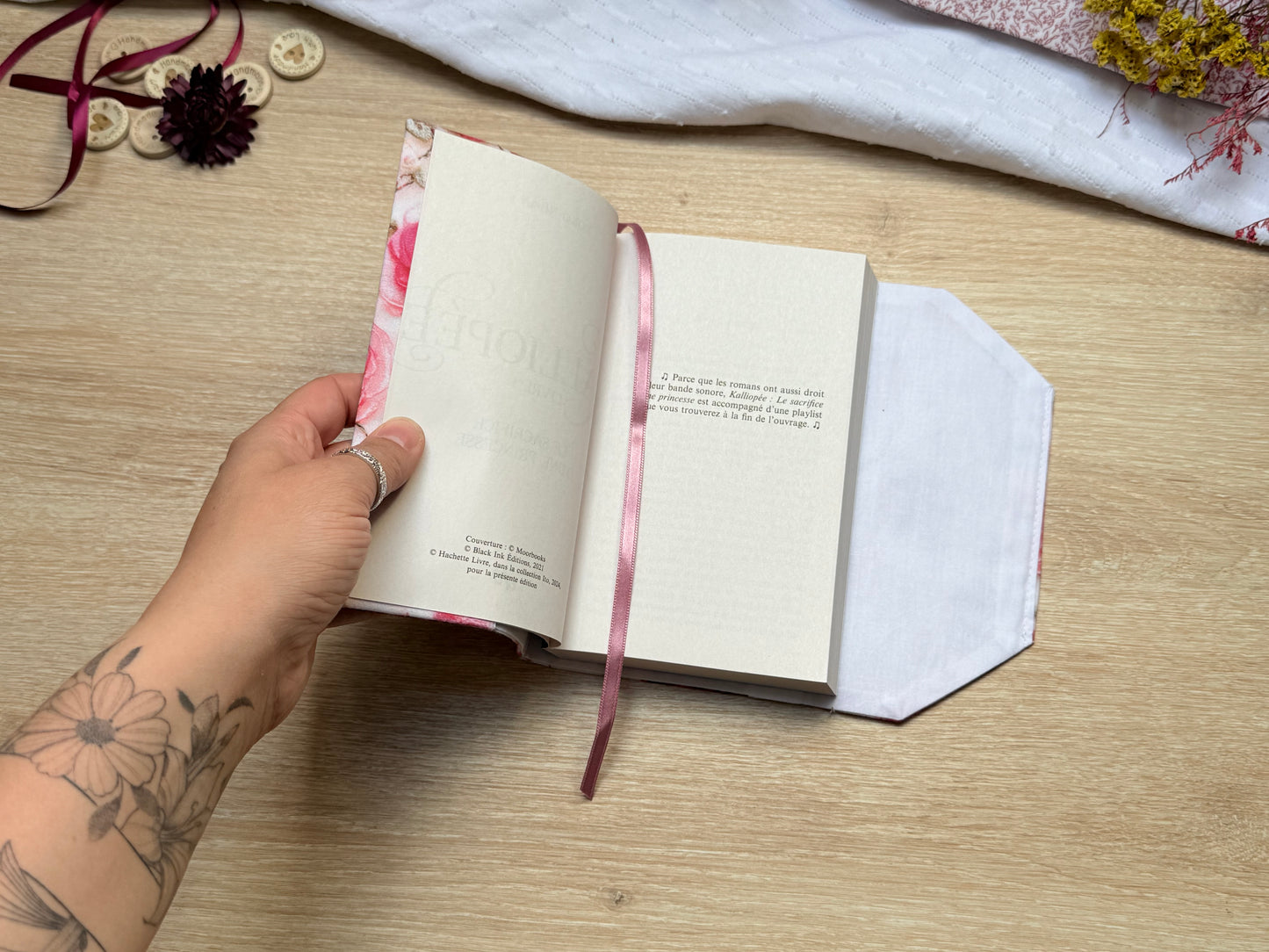 Couvre-livre - Rose du Broderies