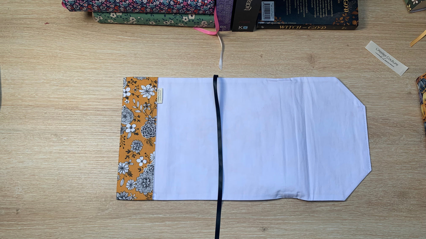 Couvre-livre - Camélia