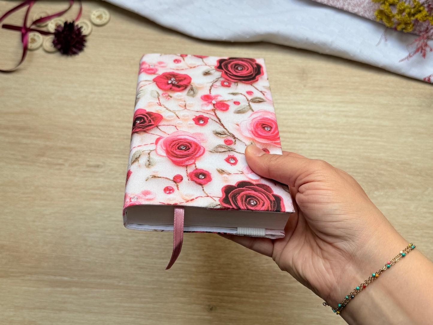 Couvre-livre - Rose du Broderies